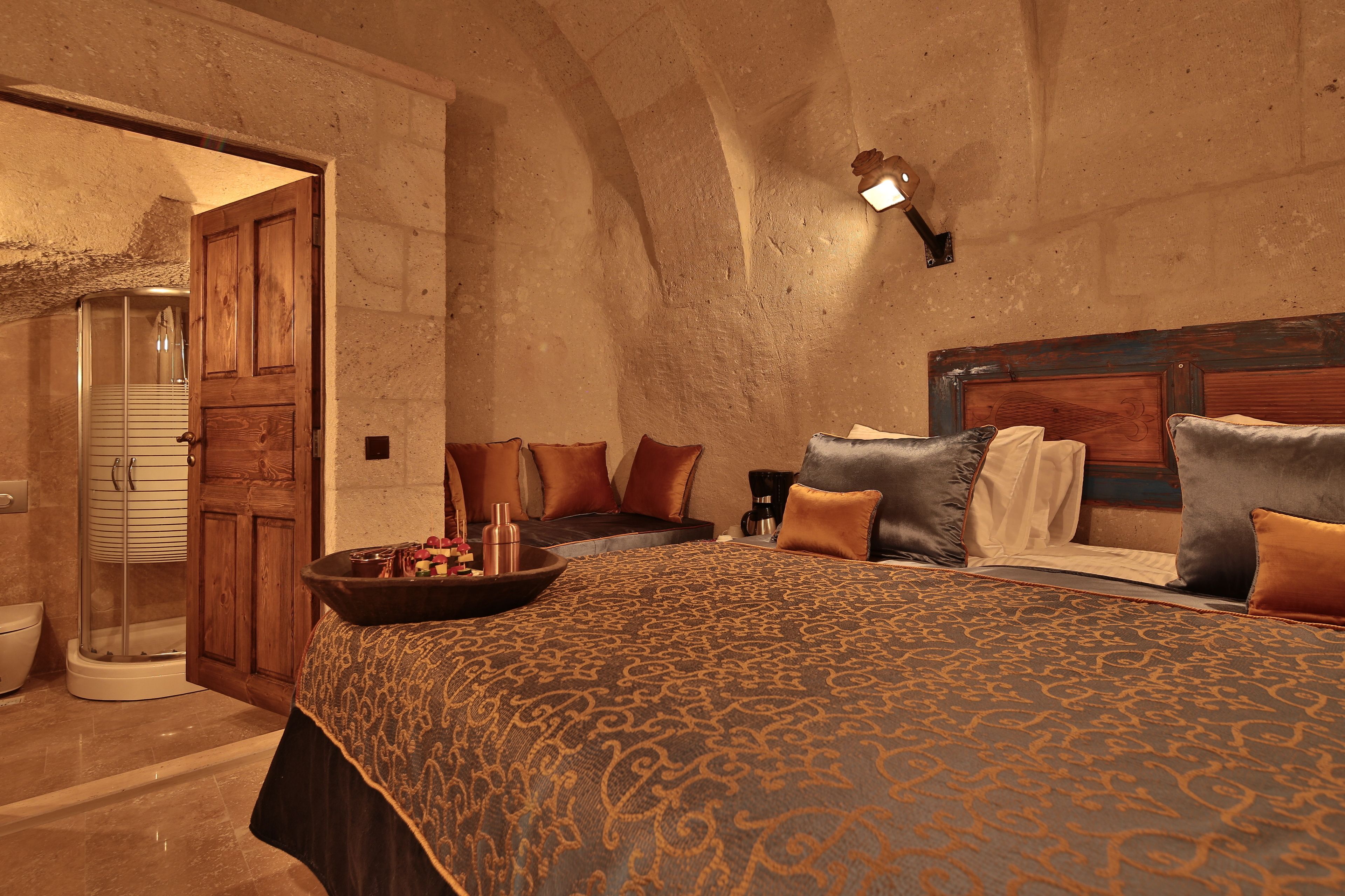 Photo - The Owl Cave Hotel
