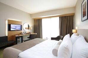 Deluxe Room, City View
