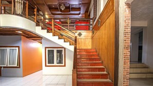 Khu sảnh