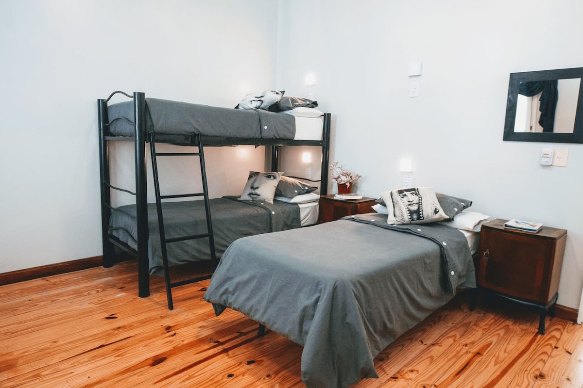 Camera tripla, bagno privato | Una cassaforte in camera, Wi-Fi gratuito