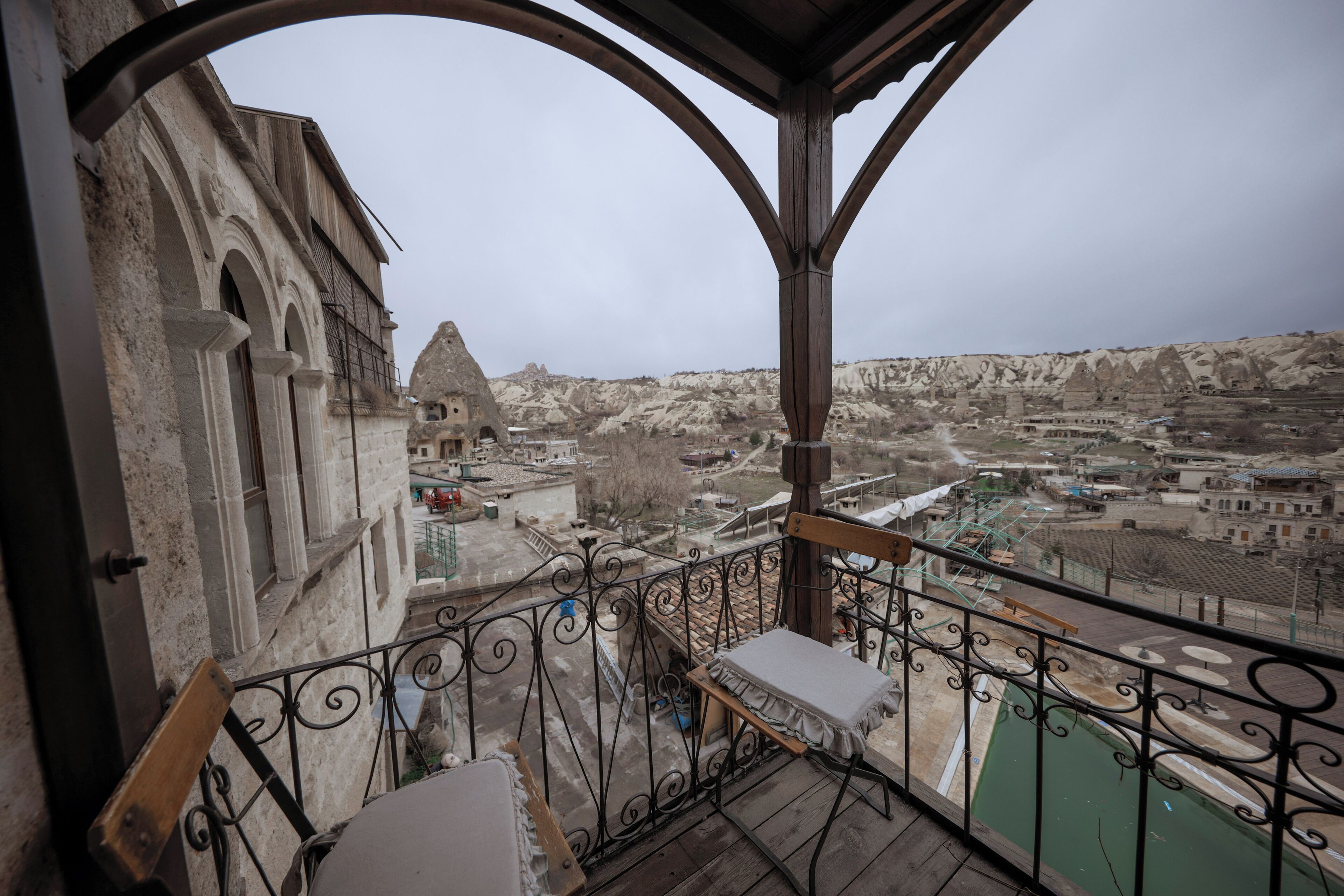 king suite | 1 bedroom, minibar, in-room safe, iron/ironing board