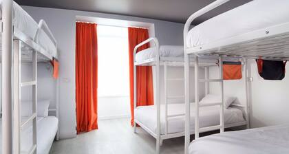 Sleeperdorm - Hostel