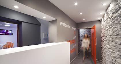 Sleeperdorm - Hostel