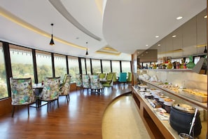 Restaurant - RS Sarovar Portico Palampur (Palampur)