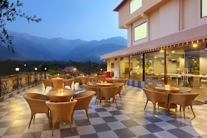 Restaurant - RS Sarovar Portico Palampur (Palampur)