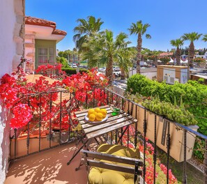 Superior Room, Hot Tub, Garden View