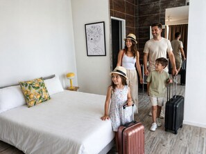 Suite | Hochwertige Bettwaren, Select-Comfort-Betten, Zimmersafe