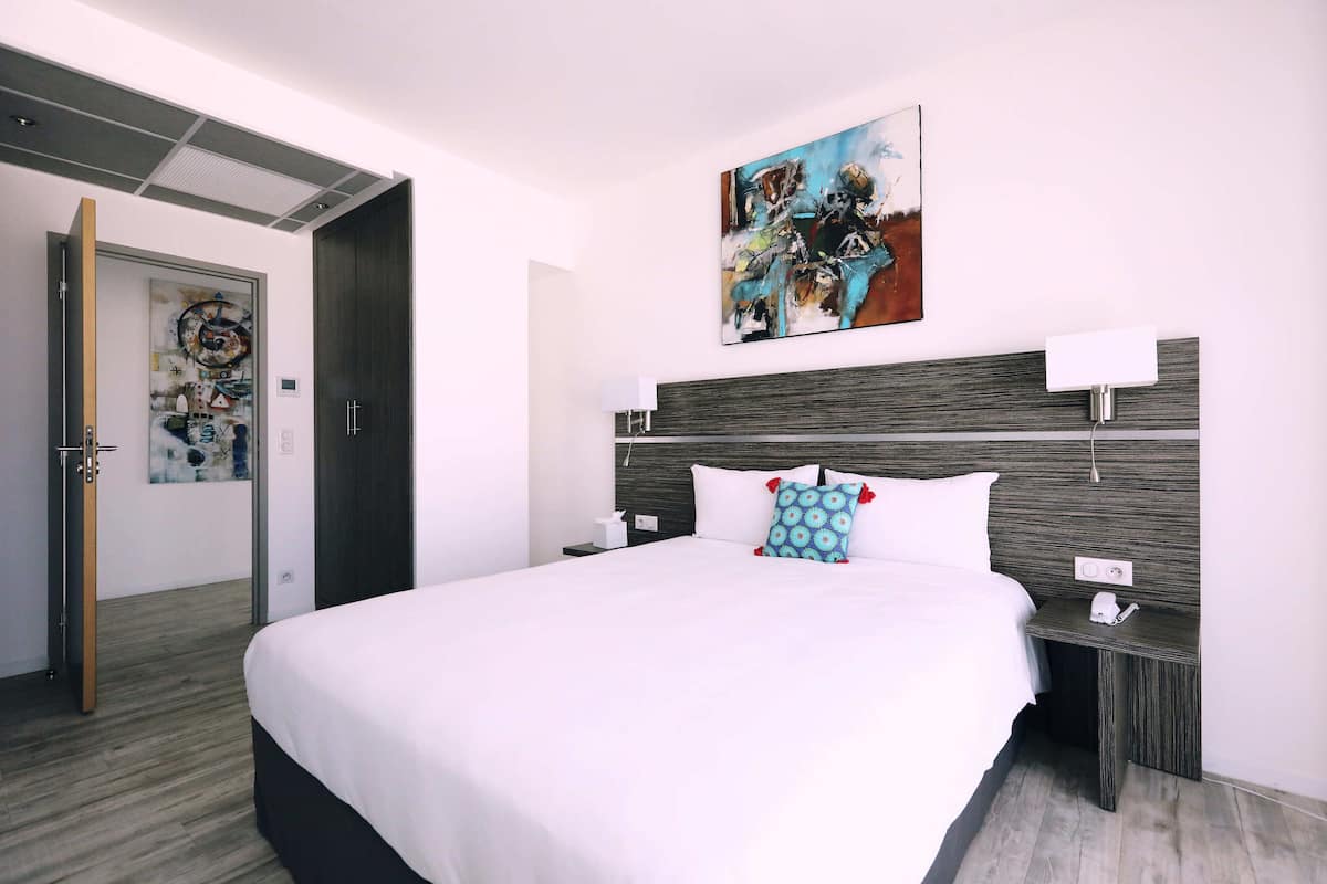 Suite | 1 chambre, literie de qualité, lit avec matelas Select Comfort