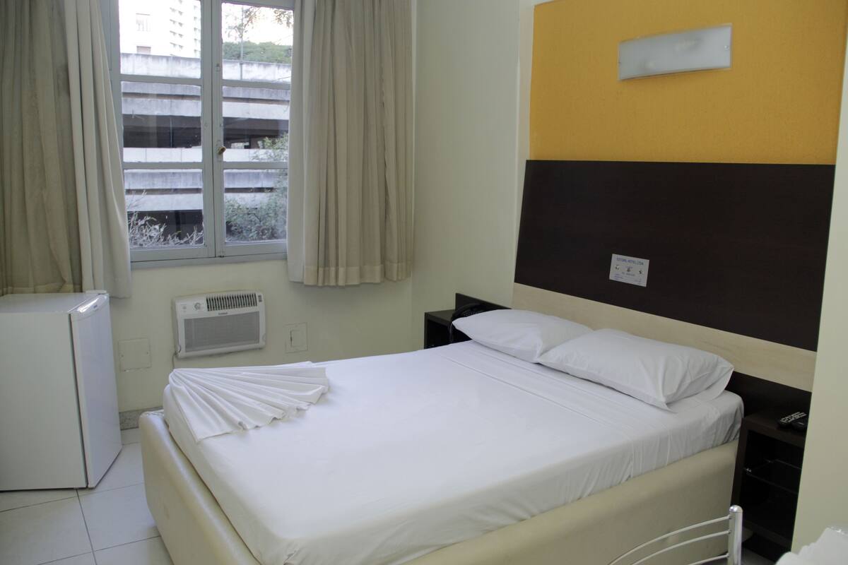 Minibar, caja de seguridad en la habitación, escritorio y wifi gratis