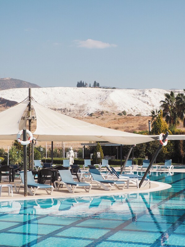 2 piscinas techadas, 2 piscinas al aire libre, camas de piscina gratis