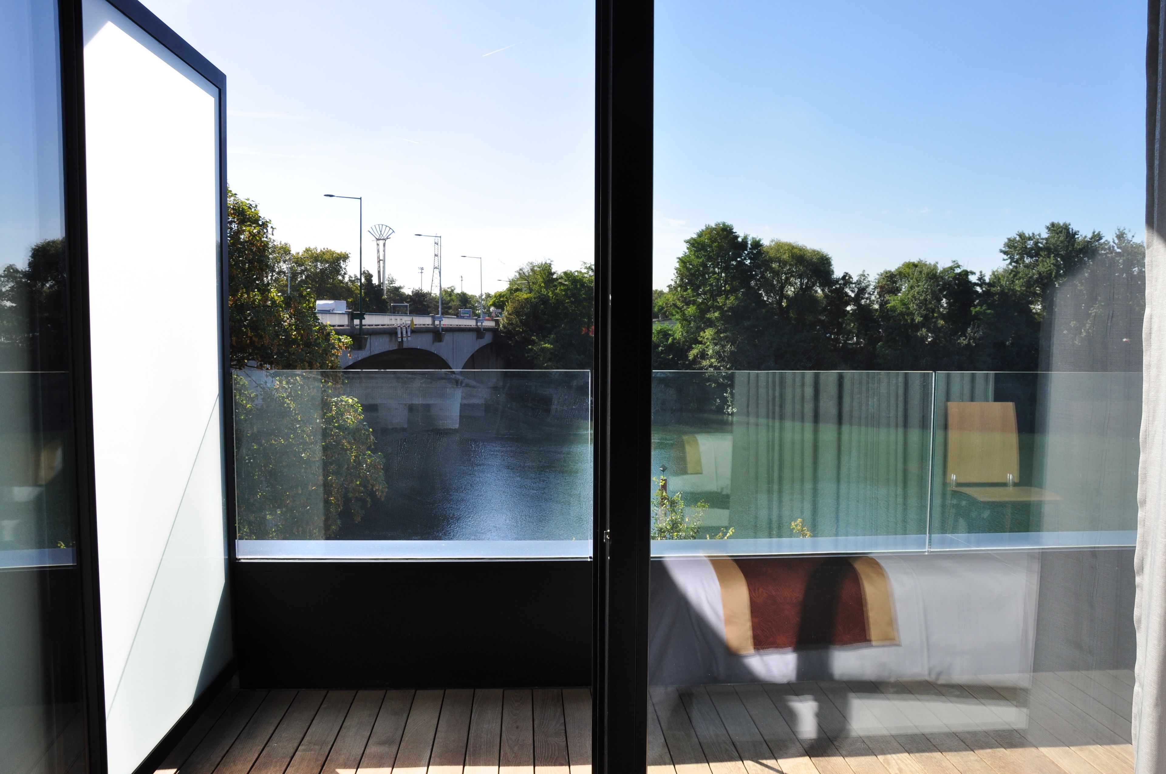 Business Double Room, Ensuite, River View (Balcon) | Premium bedding, in-room safe, desk, free WiFi