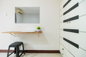 Double Room, 1 Double Bed | Blackout drapes, free WiFi