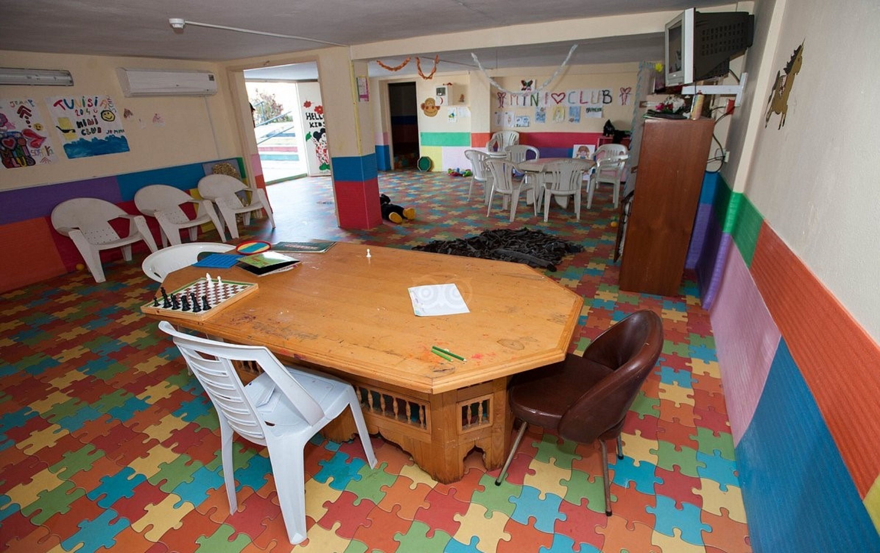 Photo - Riviera Hotel - Family only