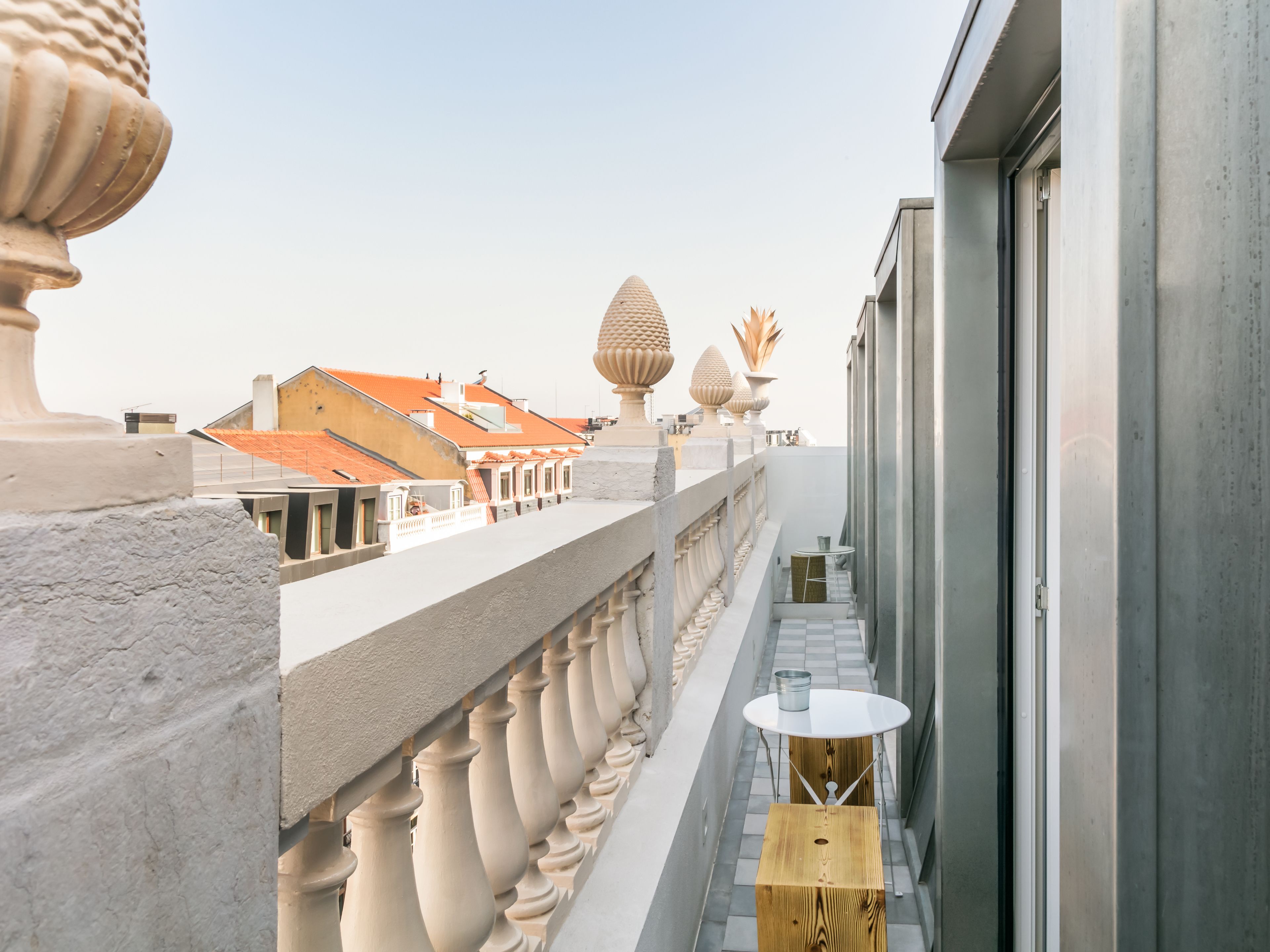 Apartamento luxo, 2 quartos, vista para o rio | Sacada
