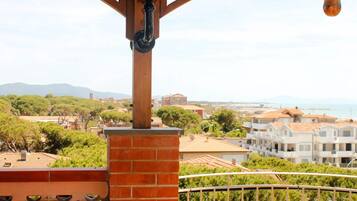 Vue depuis lâhĂ©bergement