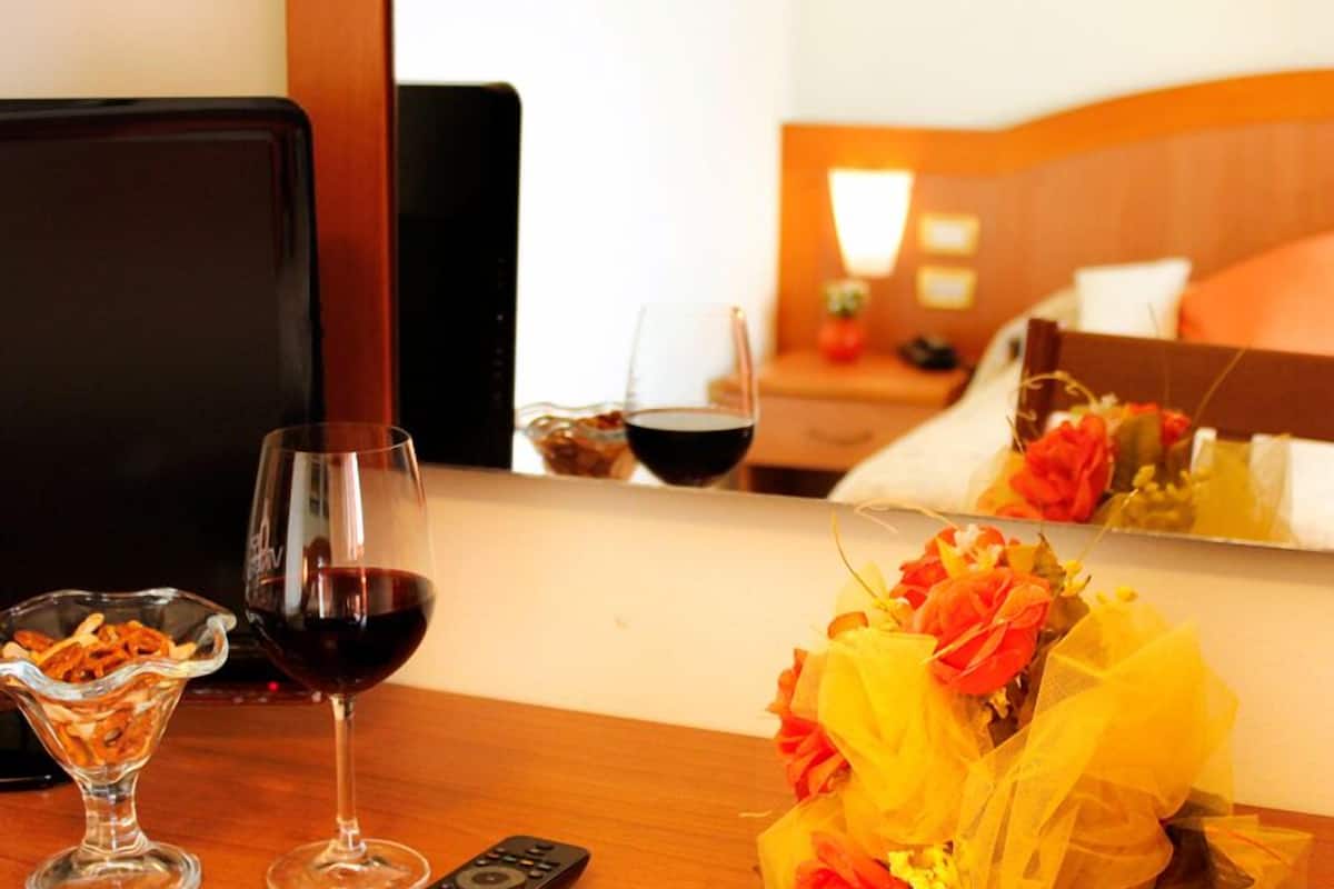 in-room safe, desk, free cots/infant beds, rollaway beds