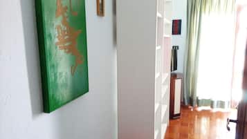 Suite Deluxe, 2 camere da letto, terrazzo, vista giardino | Biancheria da letto di alta qualità