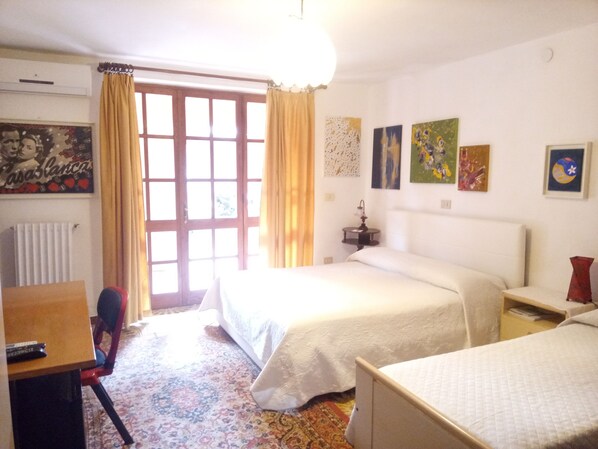 Habitación exclusiva, vistas al jardín | Ropa de cama de alta calidad y minibar (con algunos artículos gratuitos)