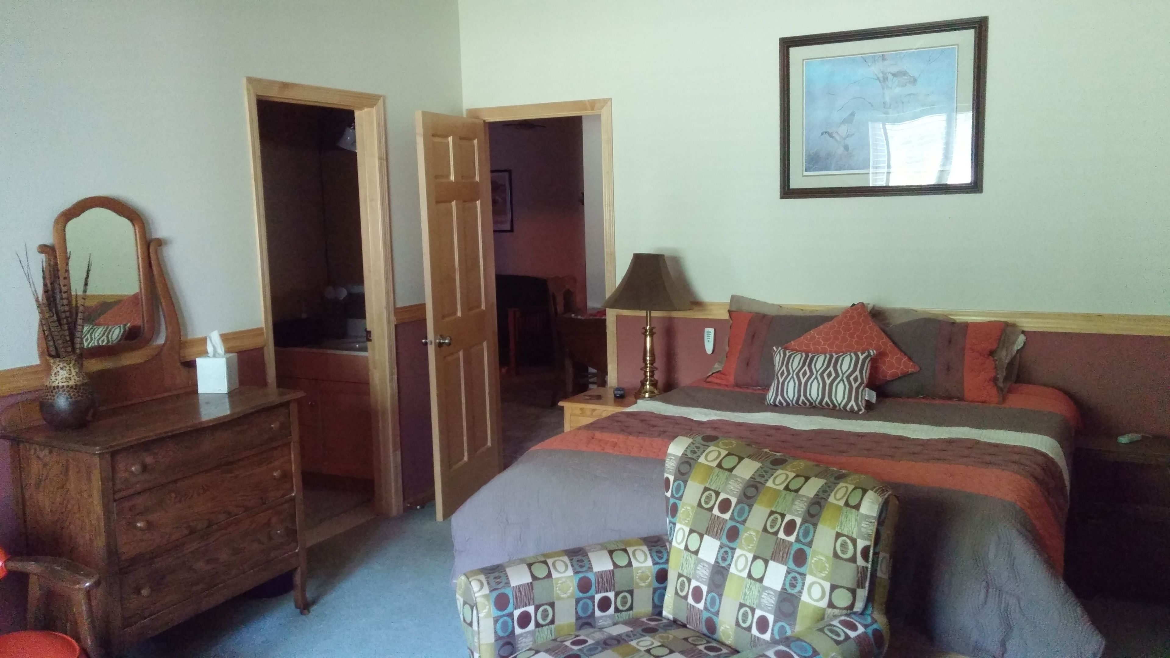 Kamar, 1 Tempat Tidur Queen | Didekorasi berbeda-beda dan dilengkapi dengan perabotan berbeda-beda