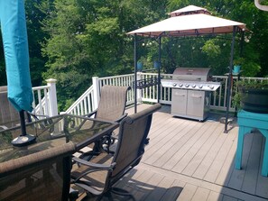 BBQ/picnic area - Meisterhaus Bed & Breakfast (Morristown)