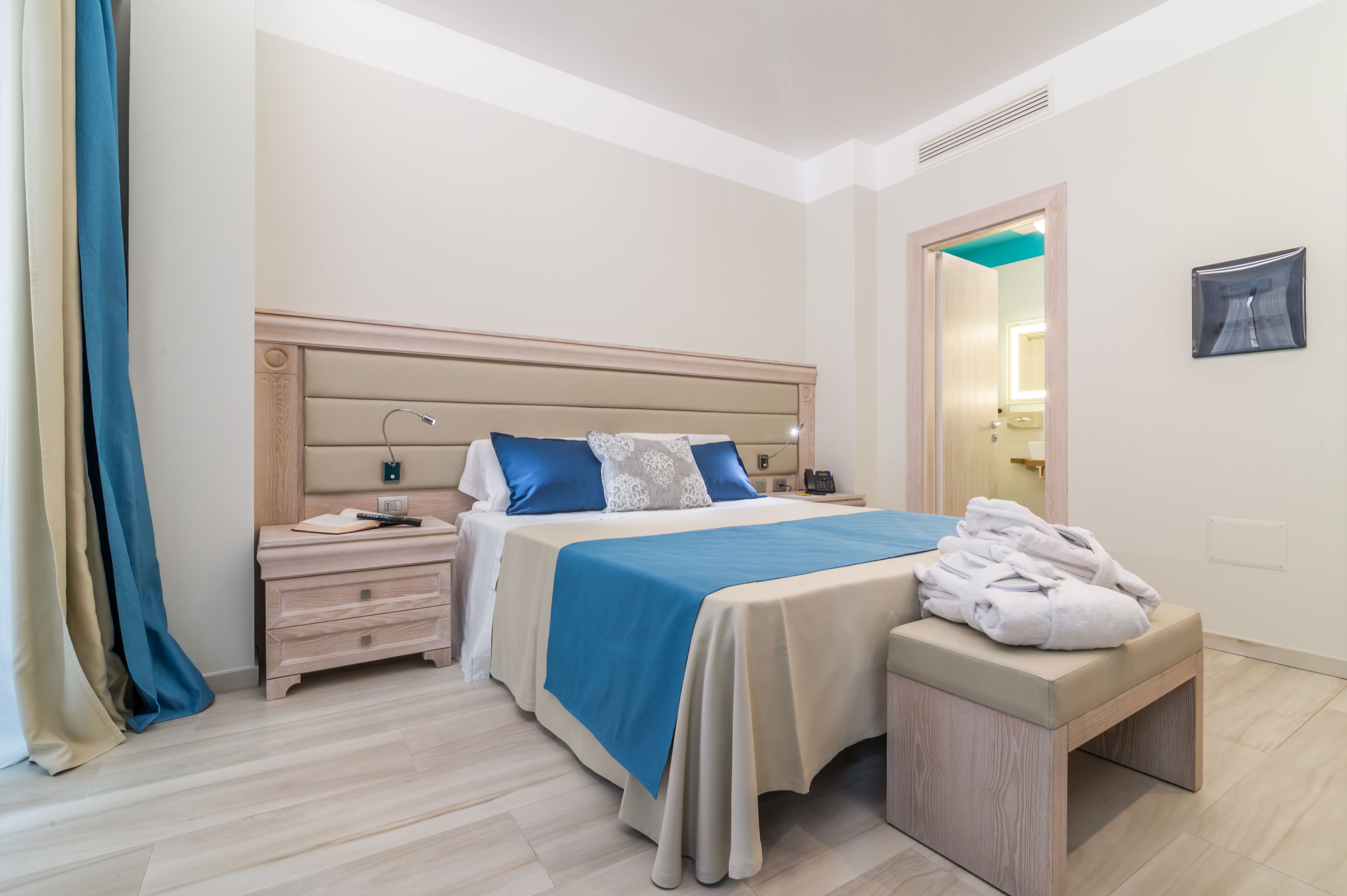 Photo - L'Ambasciata Hotel de Charme