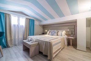 Ropa de cama de alta calidad y minibar 