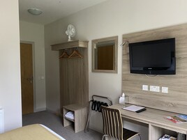 Ropa de cama de alta calidad, decoración personalizada y escritorio 