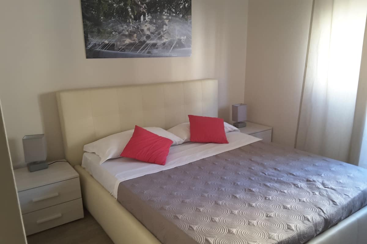 Chambre simple | Literie de qualité, minibar, bureau, rideaux d’obscurcissement
