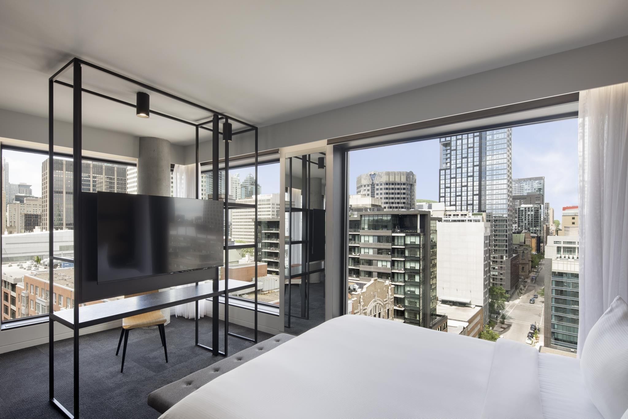 Suite (Monville) | Premium bedding, in-room safe, desk, laptop workspace