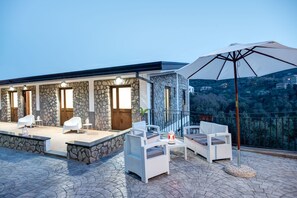 Terrace/patio - Agriturismo Oleum (Massa Lubrense)