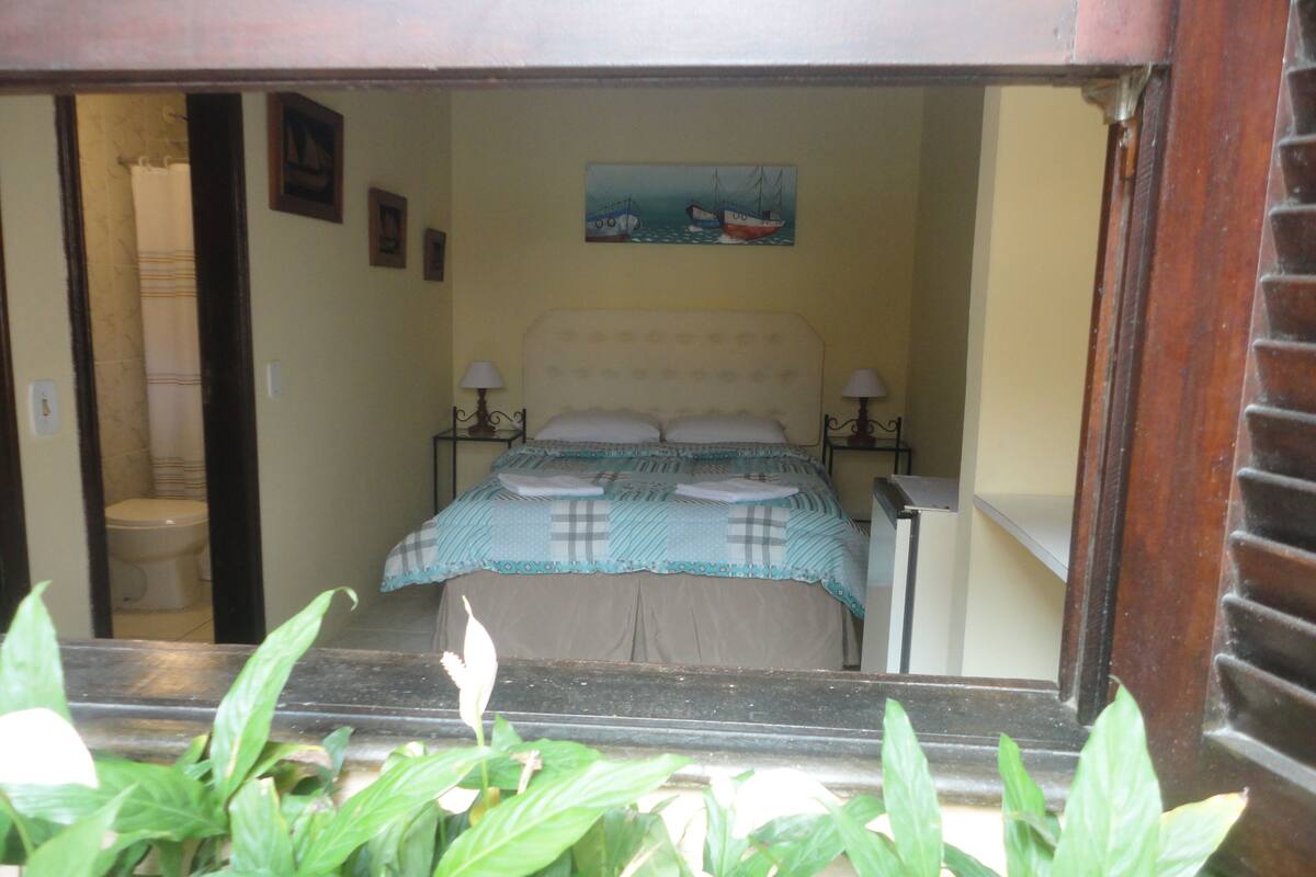 Minibar, in-room safe, blackout curtains, free WiFi