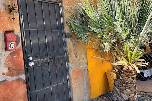 Standaard suite, 1 queensize bed, niet-roken, bijgebouw | Gratis wifi, beddengoed