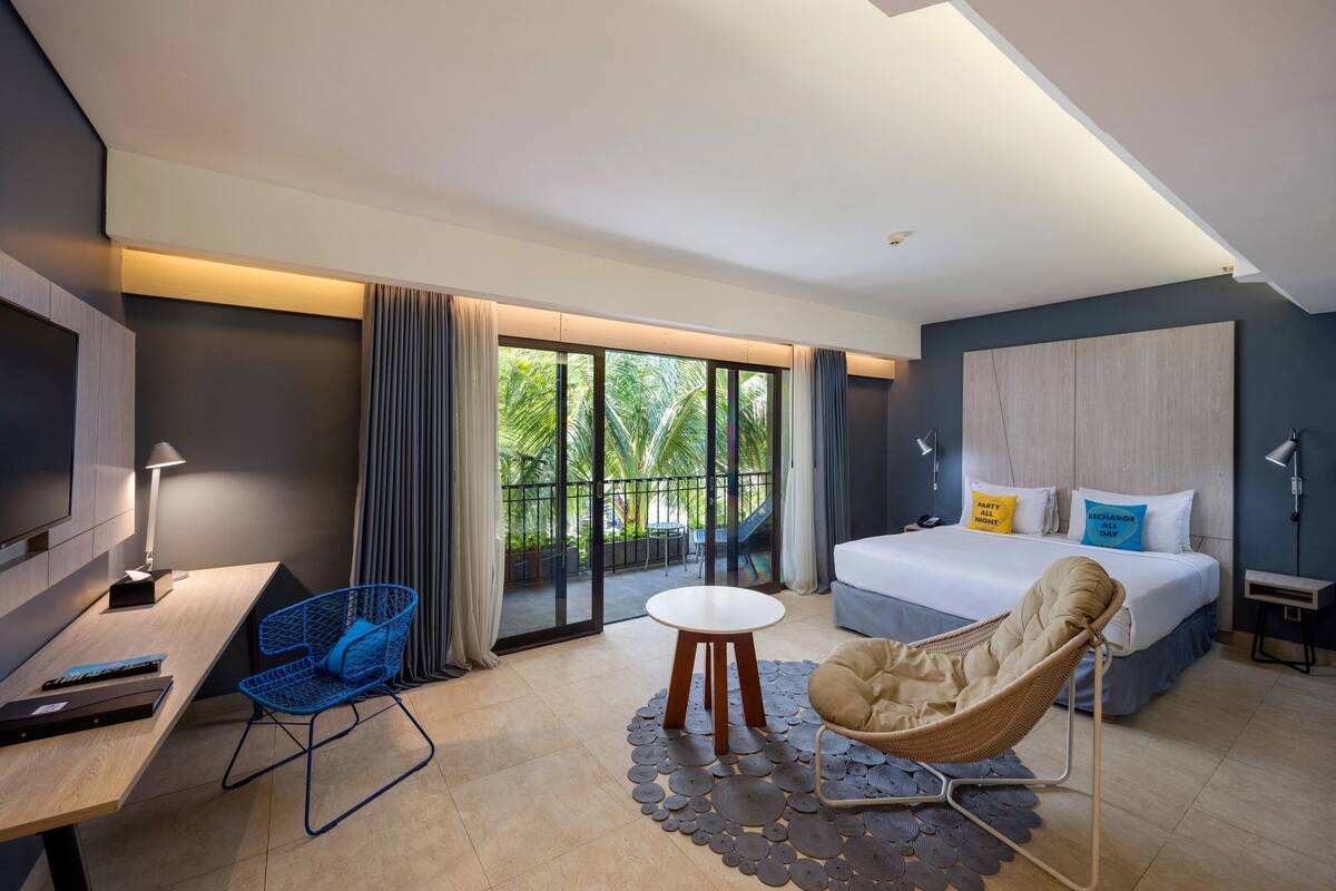 solia suite | view from room