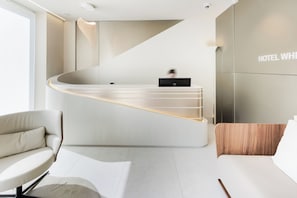 Interior entrance - Hotel White Lisboa (Lisbon)