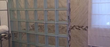 Villa, 3 Bedrooms | Bathroom shower
