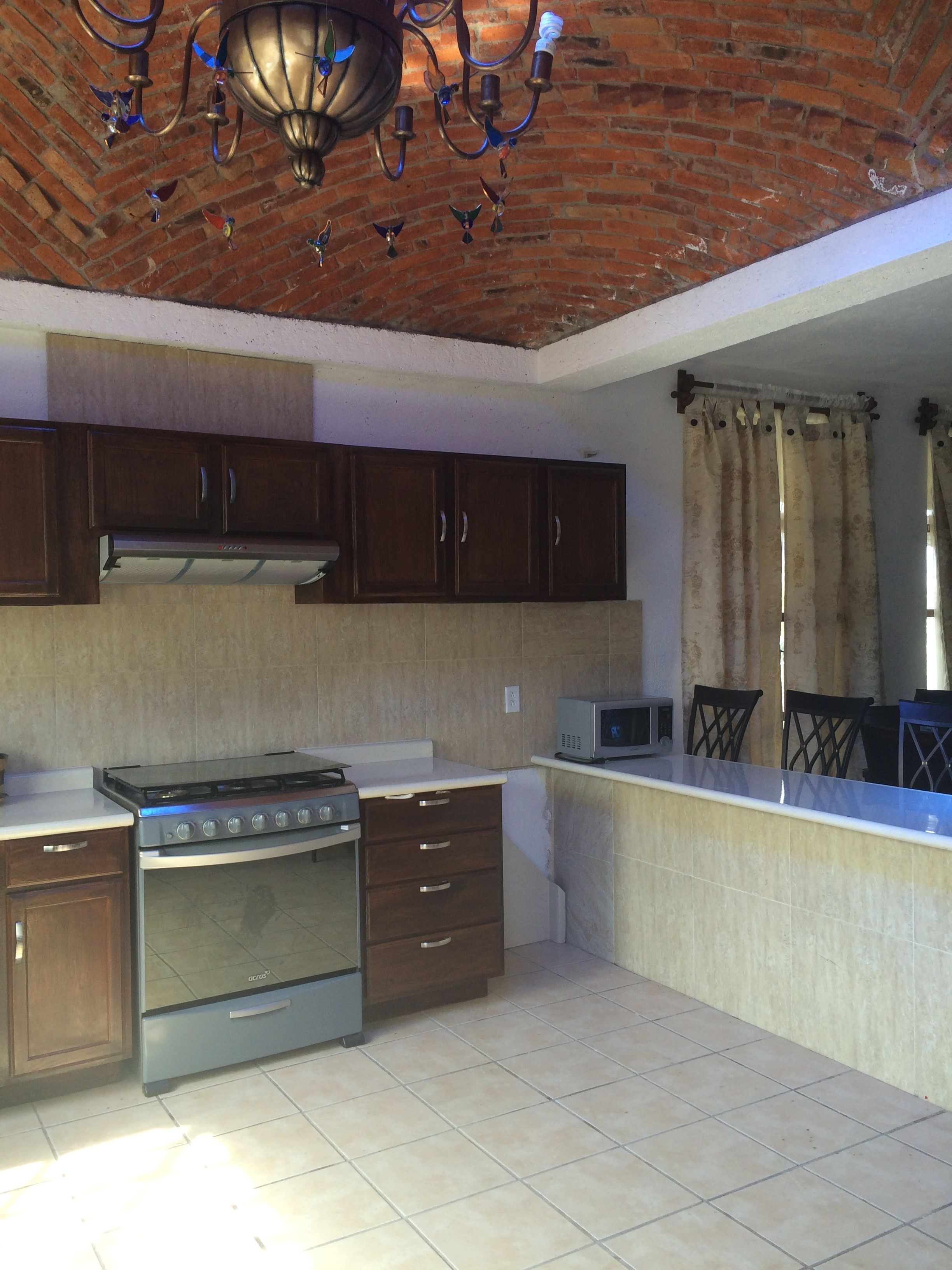 Vila, 3 quartos | Cozinha privada | Geladeira grande, micro-ondas, fogão, cooktop