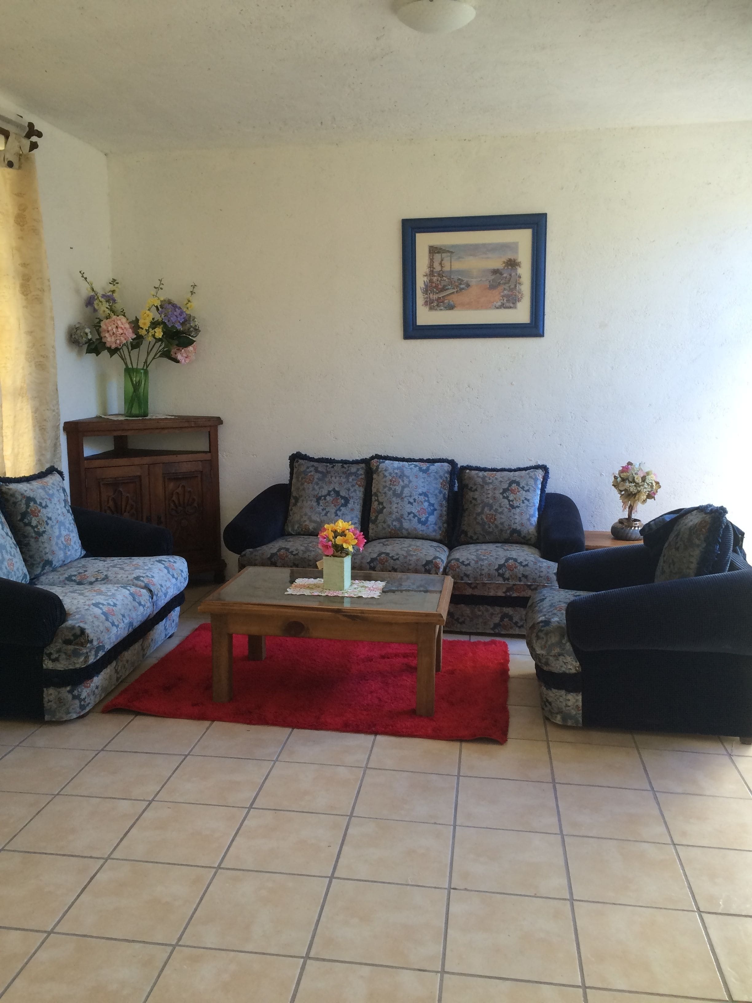 Villa, 3 habitaciones | Área de sala de estar | Televisión y reproductor de DVD 