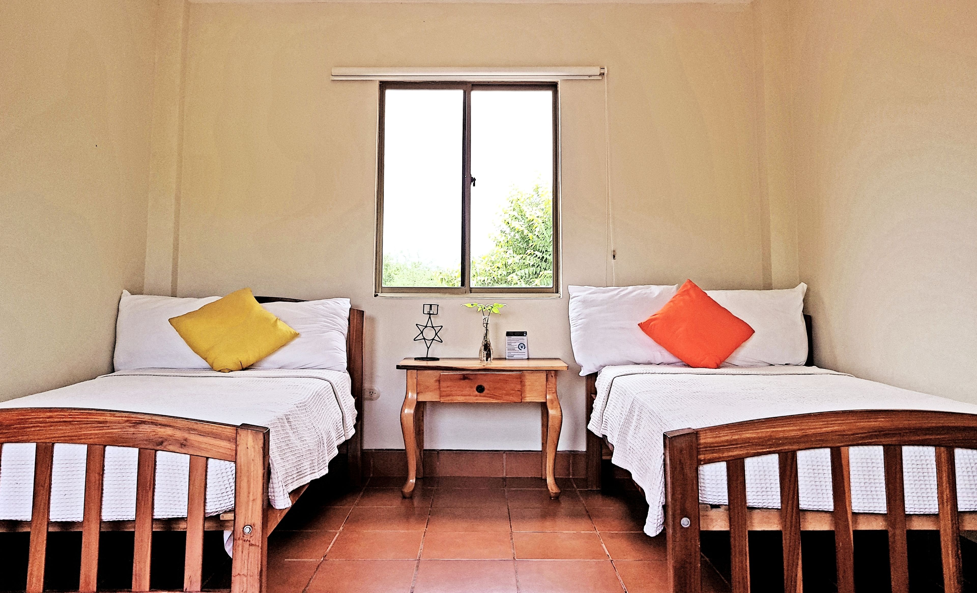 triple room | in-room safe, desk, rollaway beds, free wifi