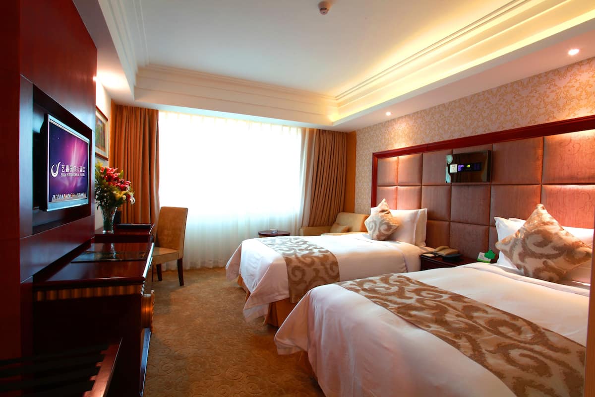 Premium bedding, minibar, in-room safe, desk