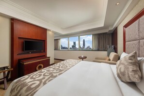 Premium bedding, minibar, in-room safe, desk - Shenzhen Yijia International Hotel (Shenzhen)