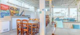Itsy Hotels Red Lotus Heritage, Promenade Beach