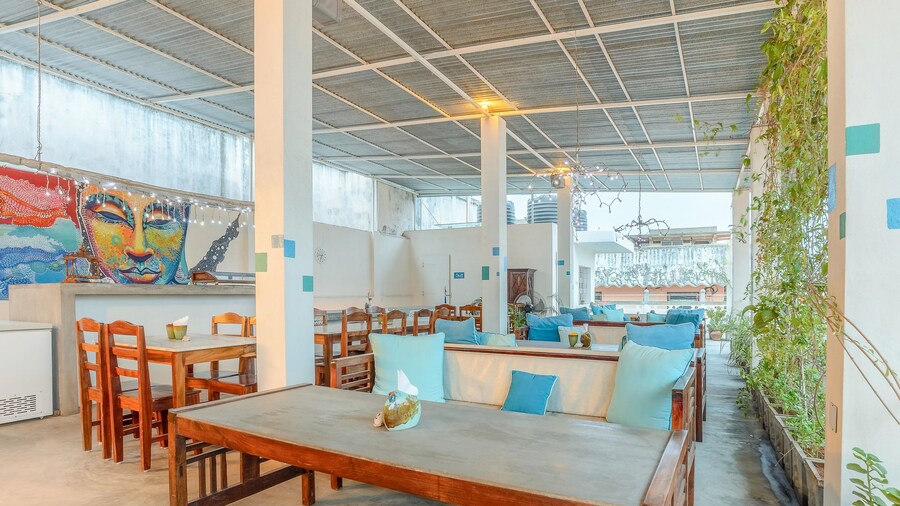 Itsy Hotels Red Lotus Heritage, Promenade Beach