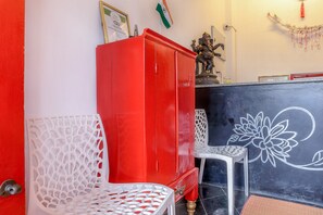 Reception - Itsy Hotels Red Lotus Heritage, Promenade Beach (Puducherry)