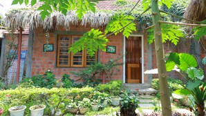 View from room - Green Riverside Cosy Home (Phong Nha)