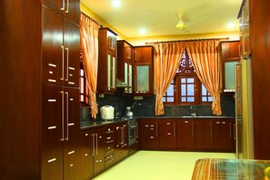 Dining - Lovely Villa Negombo (Negombo)