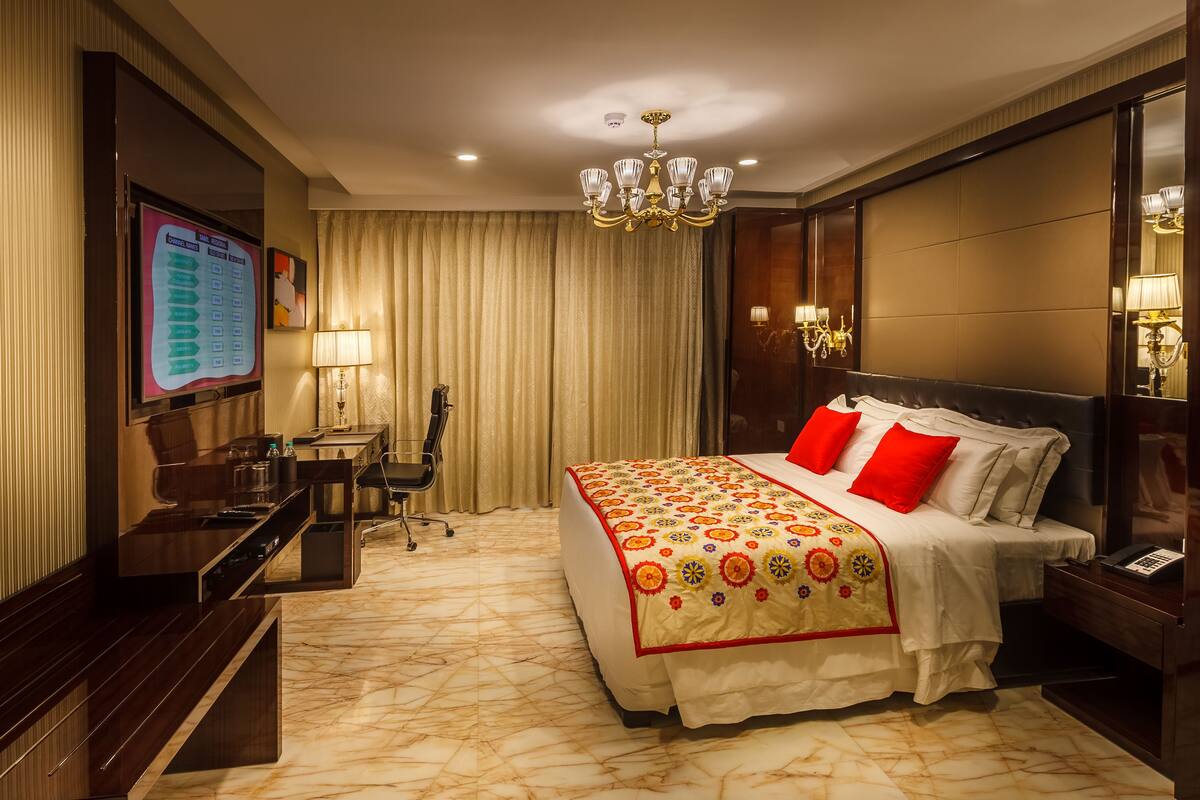 in-room safe, desk, blackout curtains, soundproofing