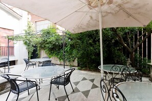 Terrace/patio - Letizia Hotel (Orte)