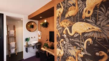 Luxury Room | Down comforters, free minibar items, in-room safe, soundproofing