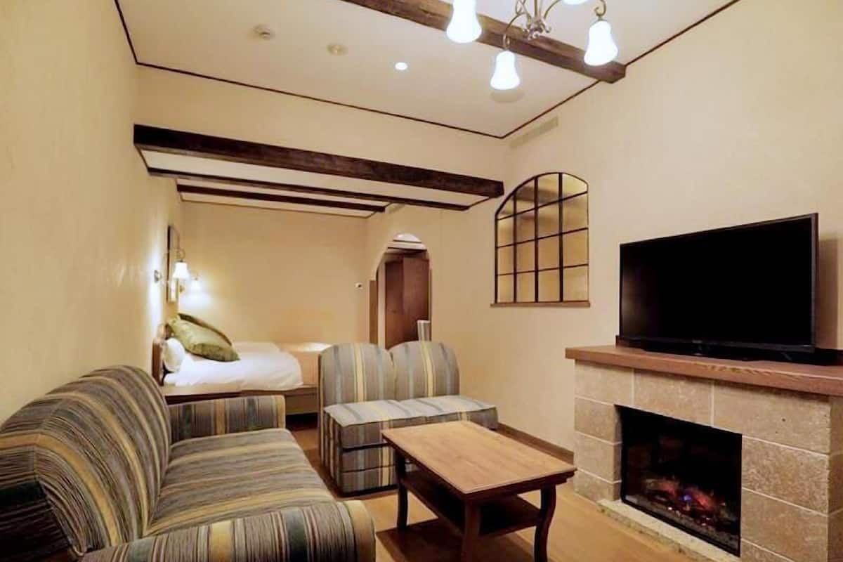 Ćrea de sala de estar | Televisión LCD de 40 pulgadas con canales vĆa satĆ©lite y televisión