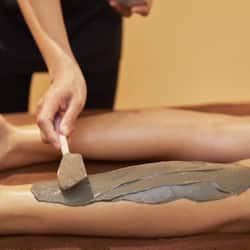 雙人療程室、美體療程、臉部療程、腳底按摩、按摩服務